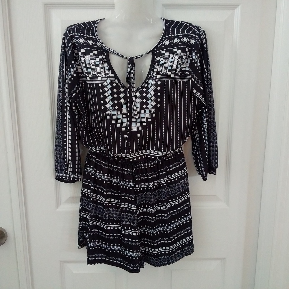 silky romper/shorts black,white,powder blue NWOT